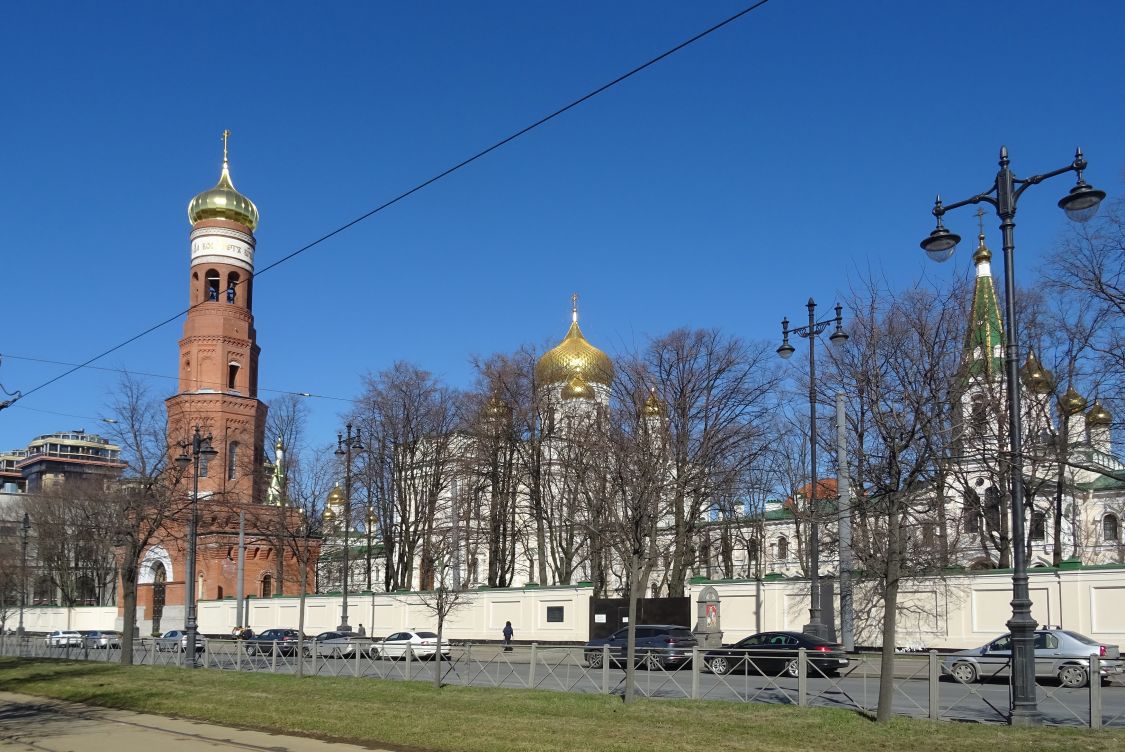 Воскресенский Новодевичий Монастырь. Церковь Положения Пояса Пресвятой Богородицы в колокольне, Московский район (Санкт-Петербург, г. Санкт-Петербург). фасады, Вид с Московского пр.