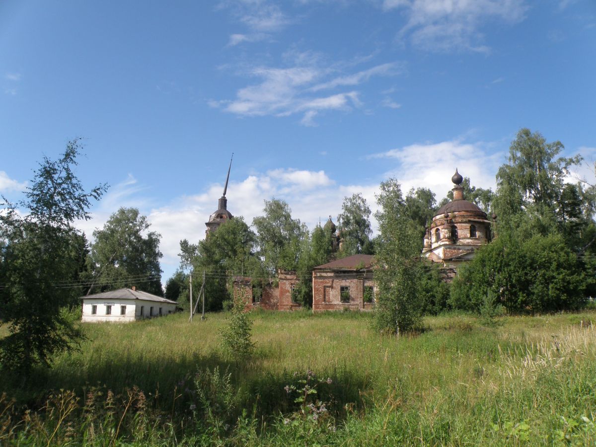 Храмовый комплекс. Церкви Рождества Пресвятой Богородицы и Казанской иконы Божией Матери, Николо-Ширь (Парфеньевский район, Костромская область). фасады