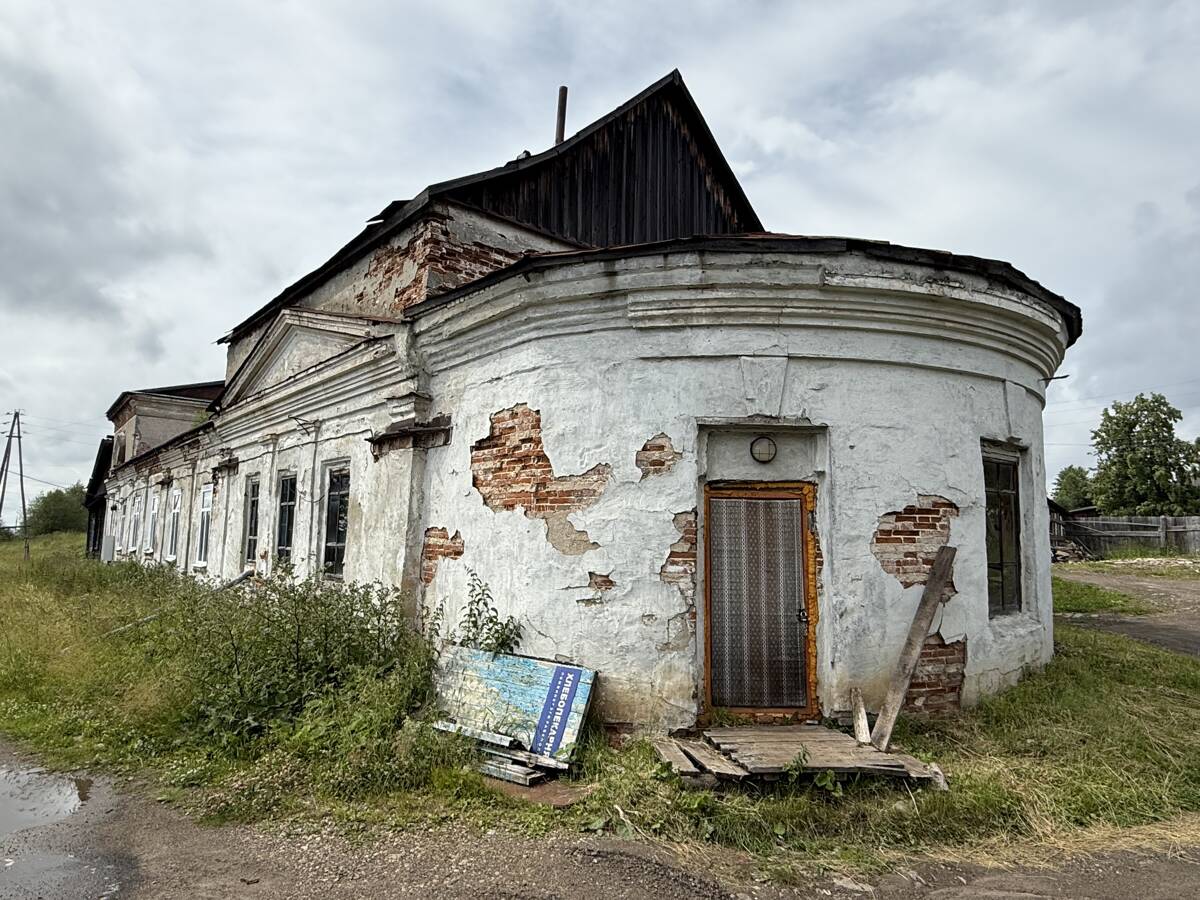 Церковь Рождества Иоанна Предтечи, Пожва (Коми-Пермяцкий округ, Юсьвинский район, Пермский край). фасады, Вид с юго-востока