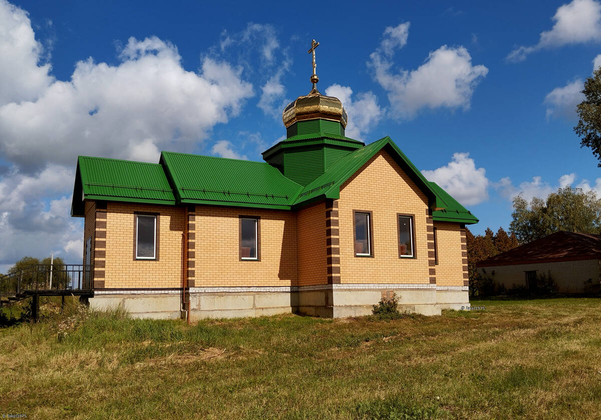 Церковь Николая Чудотворца, Балахна (Задонский район, Липецкая область). общий вид в ландшафте