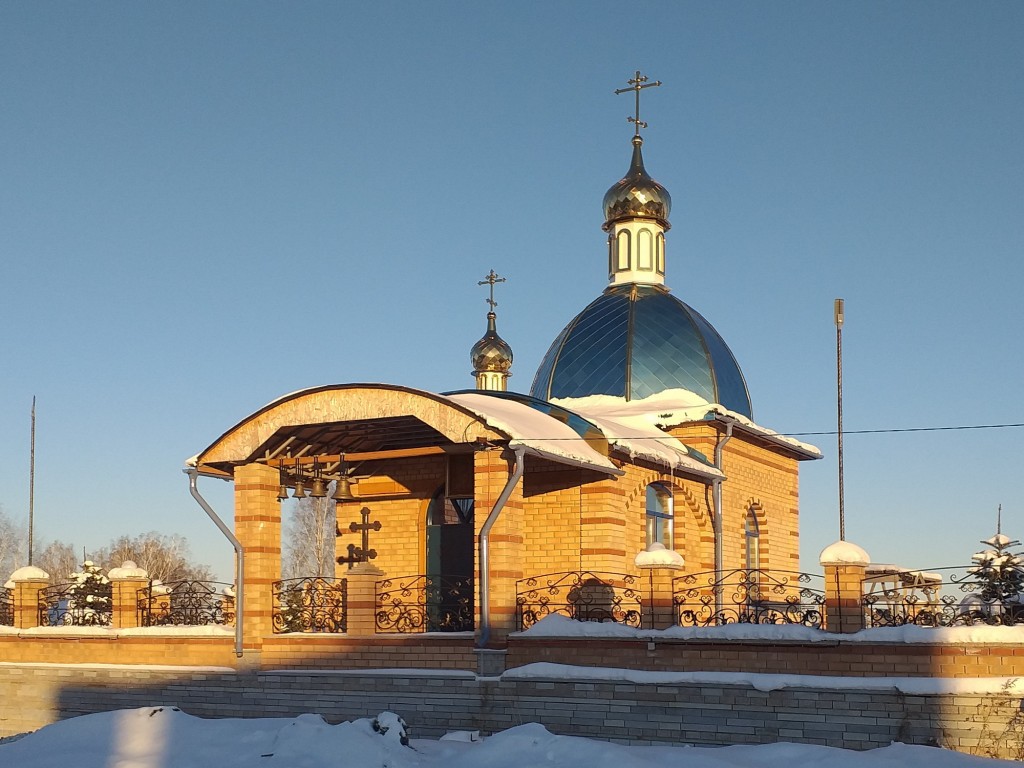 Часовня Успения Пресвятой Богородицы, Красное Поле (Сосновский район, Челябинская область). фасады, Вид с юго-запада