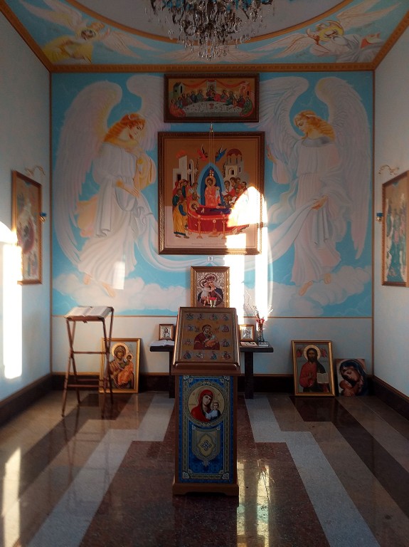 Часовня Успения Пресвятой Богородицы, Красное Поле (Сосновский район, Челябинская область). интерьер и убранство, Вид внутри