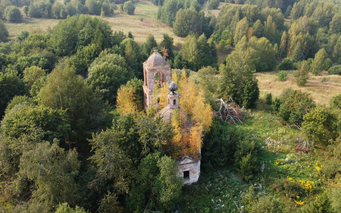 Церковь Рождества Христова, Исаево (Сусанинский район, Костромская область). общий вид в ландшафте