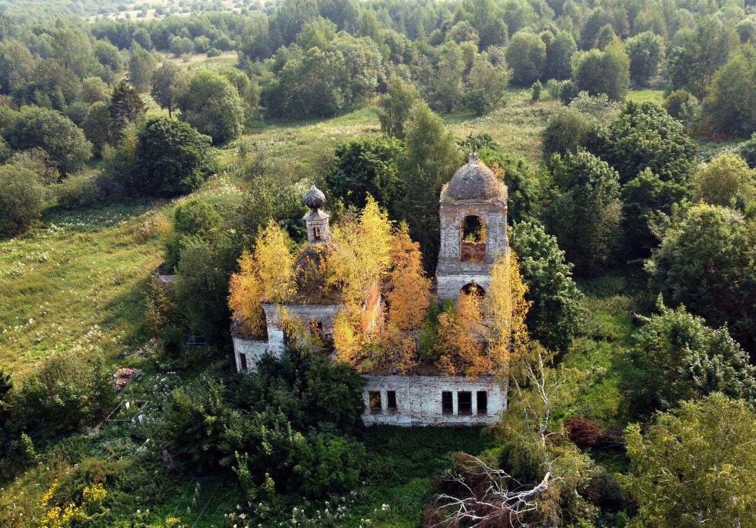 Церковь Рождества Христова, Исаево (Сусанинский район, Костромская область). общий вид в ландшафте