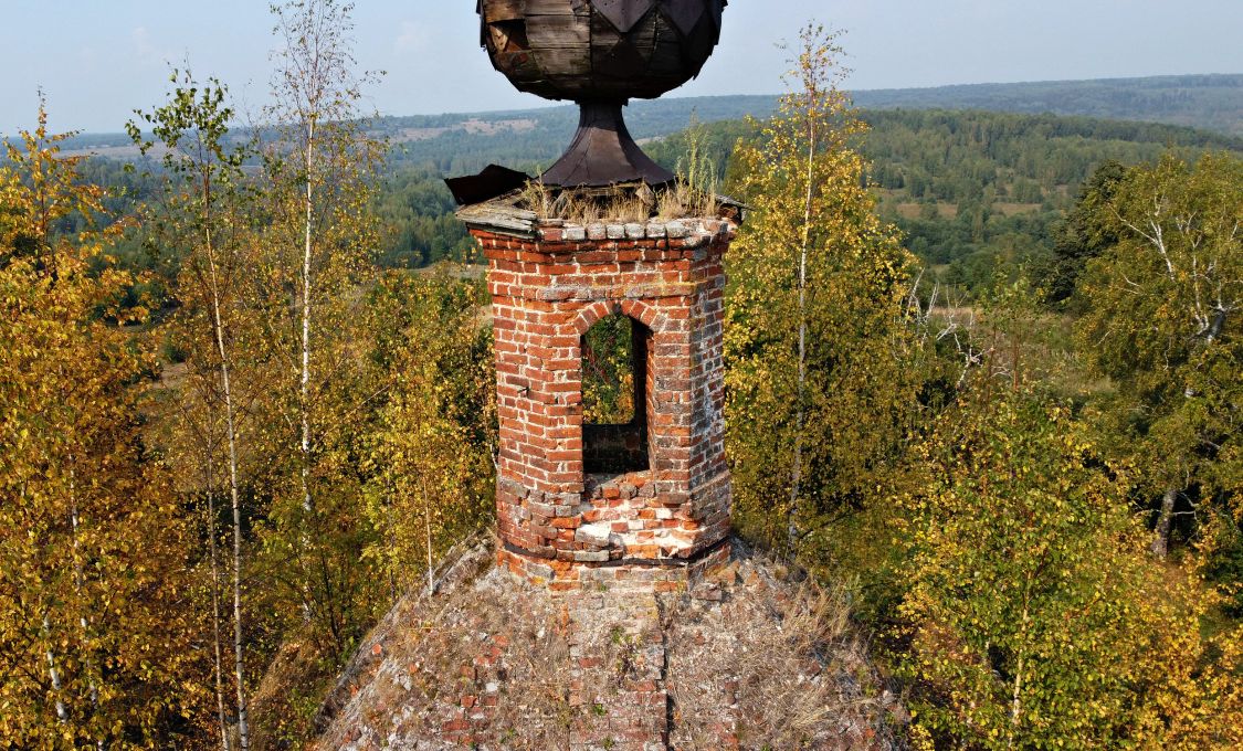 Церковь Рождества Христова, Исаево (Сусанинский район, Костромская область). архитектурные детали