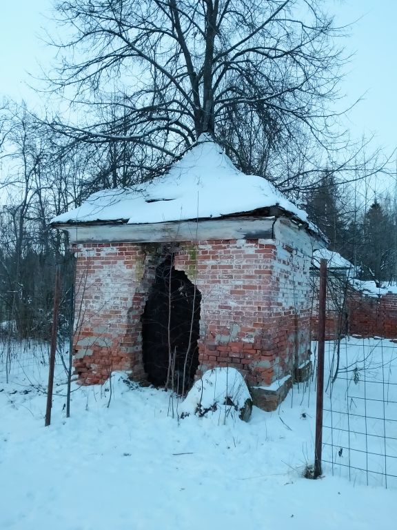 Неизвестная часовня, Полевшина (Истринский городской округ и ЗАТО Восход, Московская область). фасады