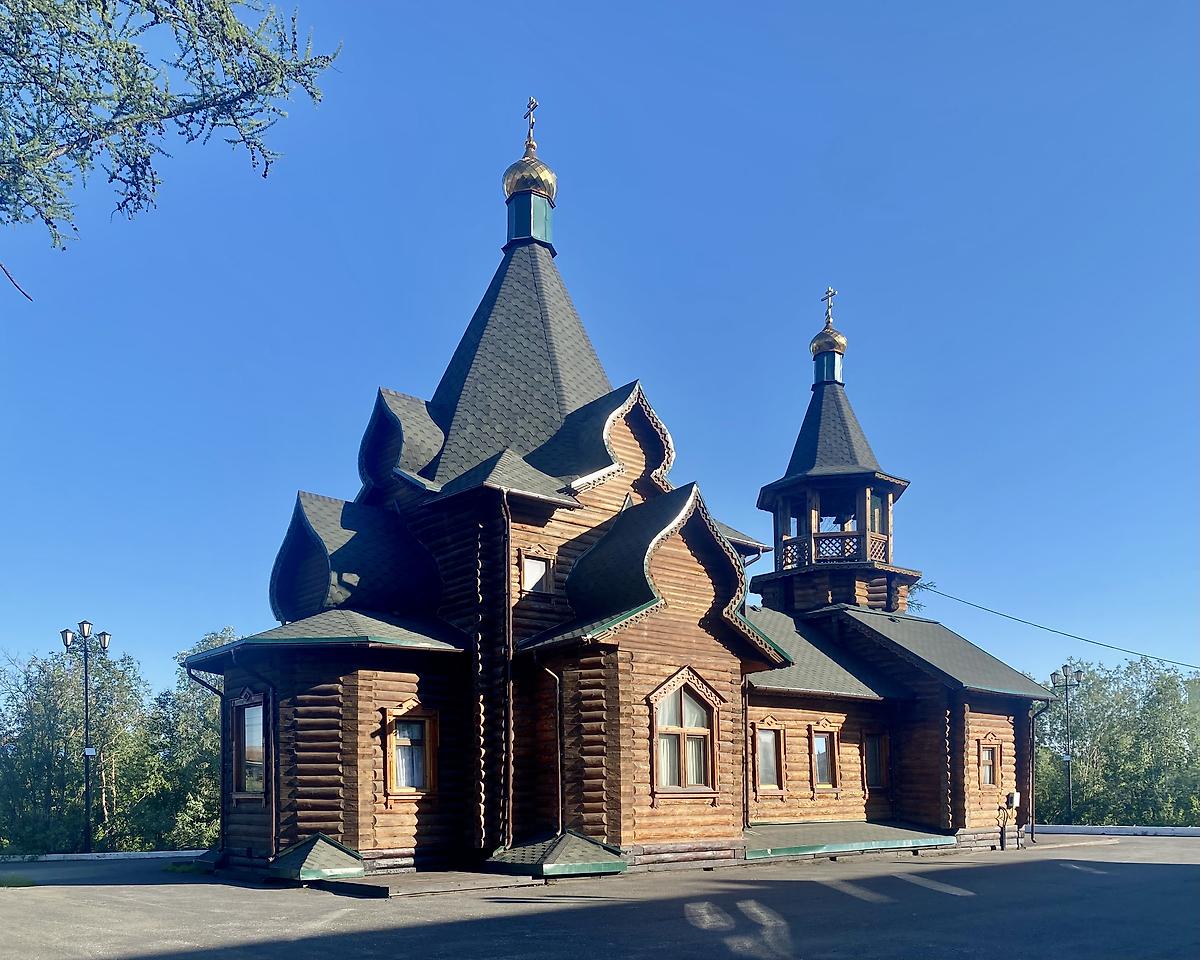 Вид с севера, фасады. Церковь Троицы Живоначальной в Талнахе, Норильск (Норильск, город, Красноярский край)
