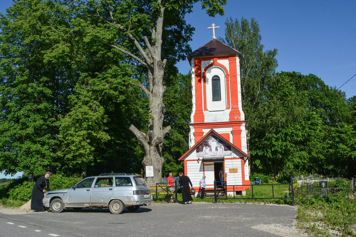 Церковь Георгия Победоносца, Лугско (Батецкий район, Новгородская область). фасады