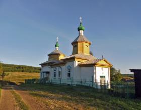 Симинчи. Церковь Михаила Архангела