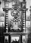 Церковь Михаила Архангела, Фрагмент интерьера центральной части. Фото С.А. Таранушенко, 1914 г. Адрес хранения: Институт рукописи Национальной библиотеки Украины имени В.И. Вернадского<br>, Лиман, Чугуевский район, Украина, Харьковская область