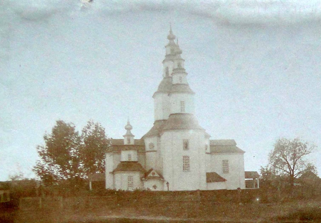 Церковь Троицы Живоначальной, Черкасский Бишкин (Чугуевский район, Украина, Харьковская область). архивная фотография, Фото 1916 года. Автор С. Таранушенко