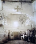 Церковь Троицы Живоначальной, Интерьер северной части. Фото С.А. Таранушенко, 1916 г. Адрес хранения: Институт рукописи Национальной библиотеки Украины имени В.И. Вернадского<br>, Черкасский Бишкин, Чугуевский район, Украина, Харьковская область
