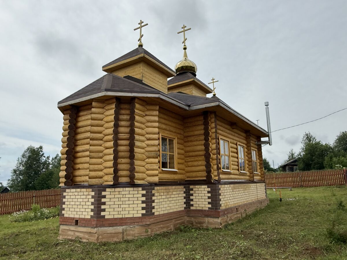 Храм-часовня Тихона Амафунтского, Они (Коми-Пермяцкий округ, Юсьвинский район, Пермский край). фасады, Вид с северо-востока