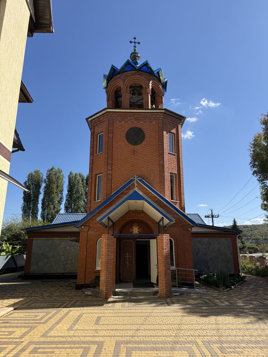 Церковь Илии Пророка, Хадыженск (Апшеронский район, Краснодарский край). архитектурные детали, Вид с северо-запада