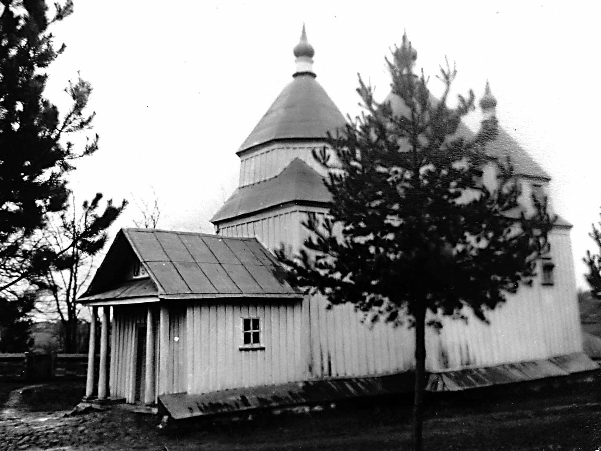 Церковь Покрова Пресвятой Богородицы, Высшая Крапивна (Гайсинский район, Украина, Винницкая область). архивная фотография, Старинное фото. Автор Ю. Сицинский