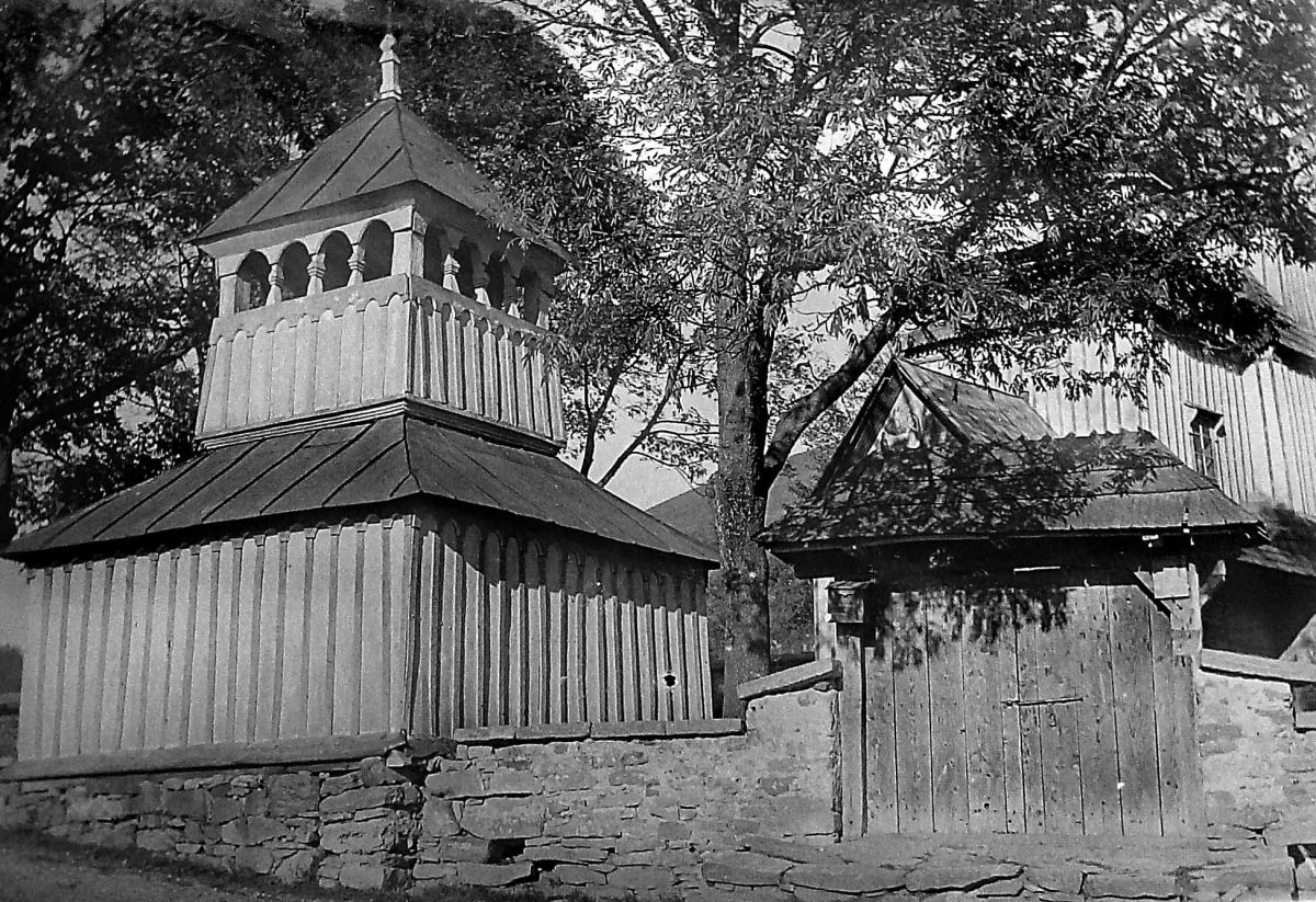 Церковь Онуфрия Великого, Горячинцы (акватория Днестровского водохранилища) (Каменец-Подольский район, Украина, Хмельницкая область). архивная фотография, Фото 1930 года. Автор П. Жолтовский