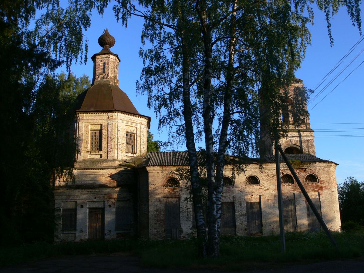 Церковь Воскресения Христова, Низкусь (Кадыйский район, Костромская область). фасады