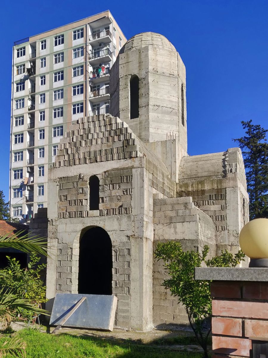 Церковь Иоанна Предтечи в Багратиони (строящаяся), Батуми (Аджария, Грузия). документальные фотографии, Вид с юго-западной стороны