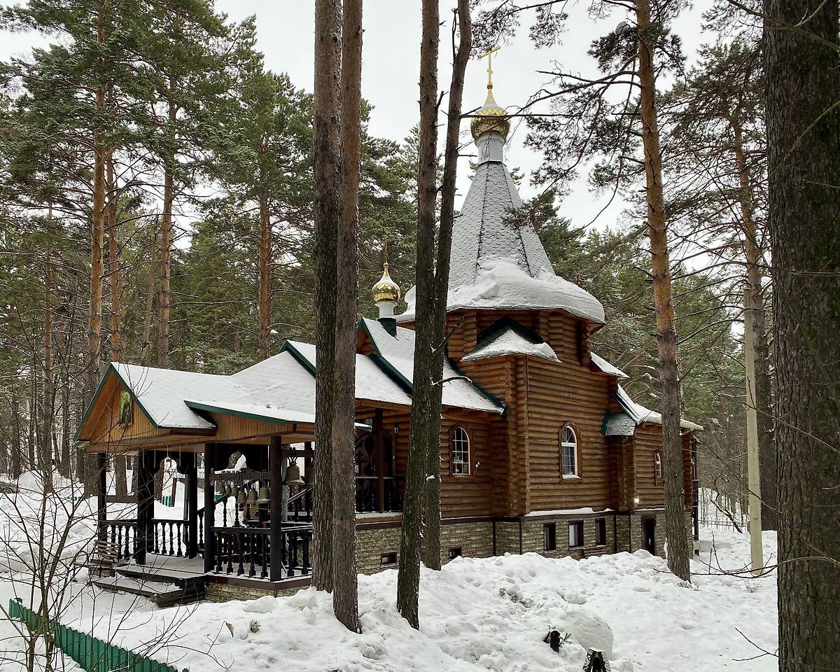 Вид с запада, фасады. Церковь Александра Свирского, Журавлиха (Кемеровский район, Кемеровская область)