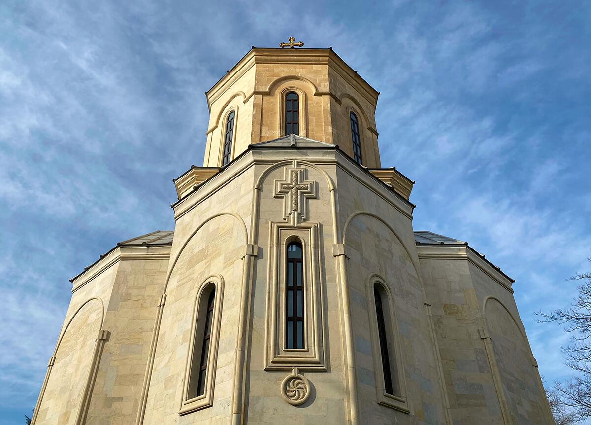 Церковь Воздвижения Креста Господня, Кутаиси (Имеретия, Грузия). архитектурные детали, Декоративная обработка алтарной апсиды