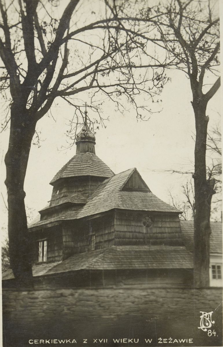 Церковь Параскевы Пятницы, Зелёный Гай (Жежава) (Чортковский район, Украина, Тернопольская область). архивная фотография, Фото 1939 года. Сайт Польской национальной библиотеки https://polona.pl/item/cerkiewka-z-xvii-wieku-w-zezawie,ODIxMjE0MjQ/0/#info:metadata