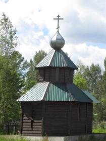Любань. Неизвестная часовня на кладбище