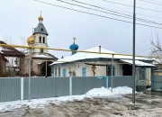 Церковь Георгия Победоносца (старая), Общий вид с Школьной улицы, позади слева новая церковь<br>, Шу, Жамбылская область, Казахстан