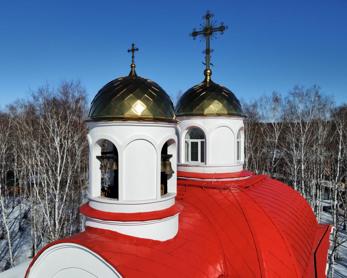 Церковь Георгия Победоносца, Молодёжный (Иркутский район, Иркутская область). архитектурные детали