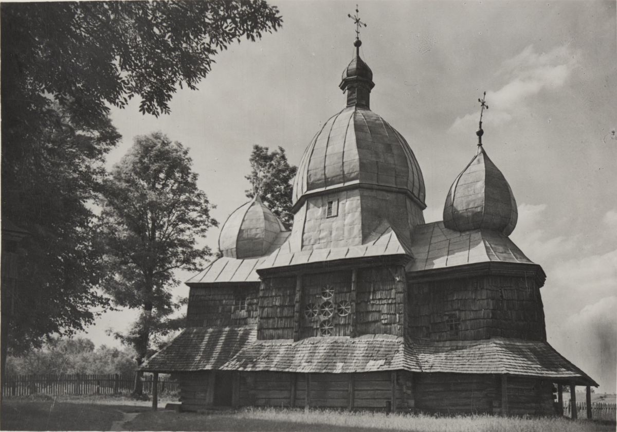 Церковь Собора Пресвятой Богородицы, Поморяны (Золочевский район, Украина, Львовская область). архивная фотография, Фото 1939 г. Польская национальная библиотека https://polona.pl/item/pomorzany-cerkiew,Njc1NDMwNTE/0/#info:metadata