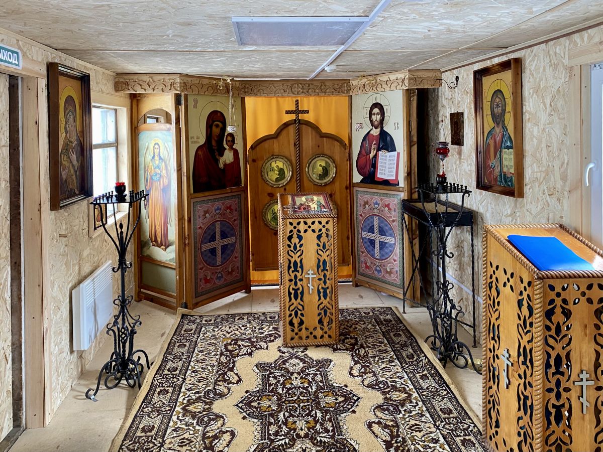Церковь Иннокентия, митрополита Московского (временная), Иркутск (Иркутск, город, Иркутская область). интерьер и убранство