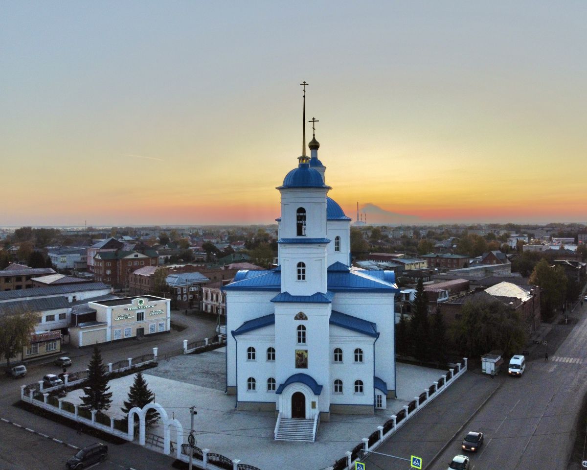 Кафедральный собор Спаса Нерукотворного Образа, Куйбышев (Каинск) (Куйбышевский район, Новосибирская область). фасады, Вид с запада