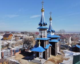 Максимовщина. Церковь Троицы Живоначальной