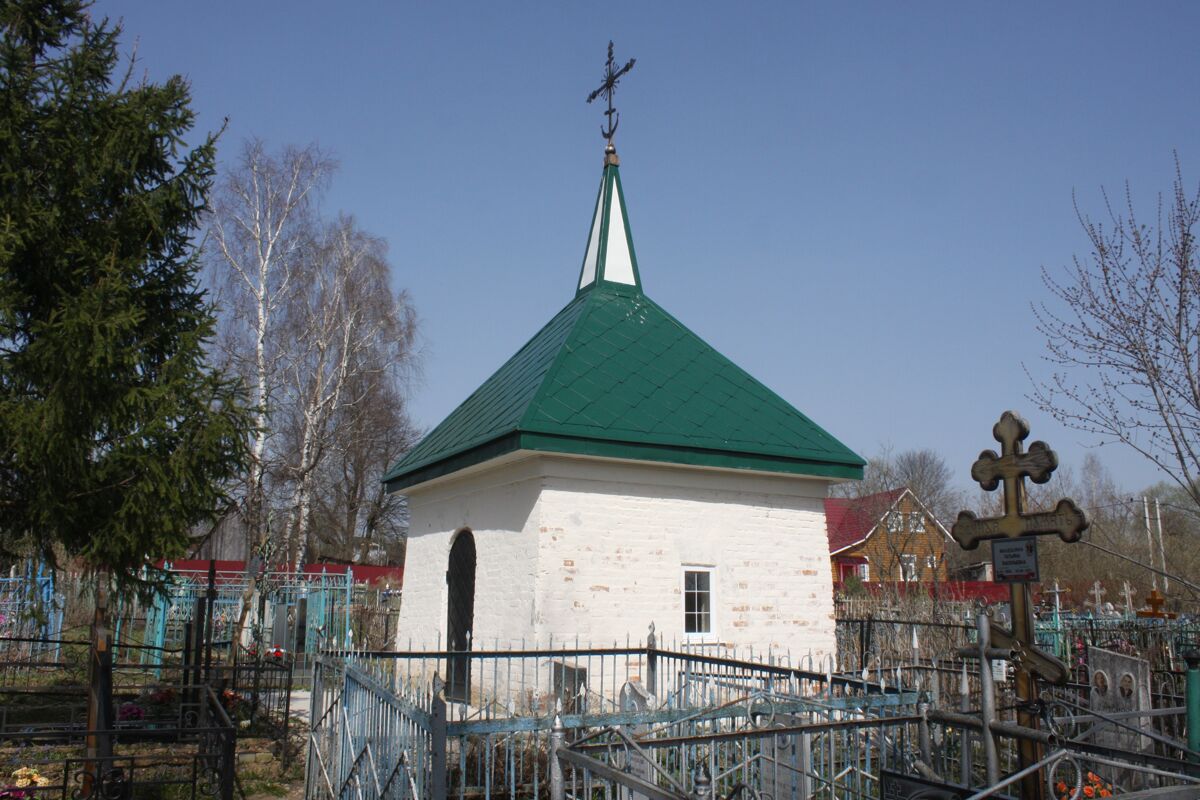 Часовня Воскресения Христова, Нижние Прыски (Козельский район, Калужская область). фасады