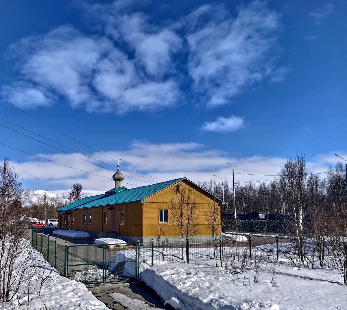 Апатиты. Церковь Успения Пресвятой Богородицы. фасады