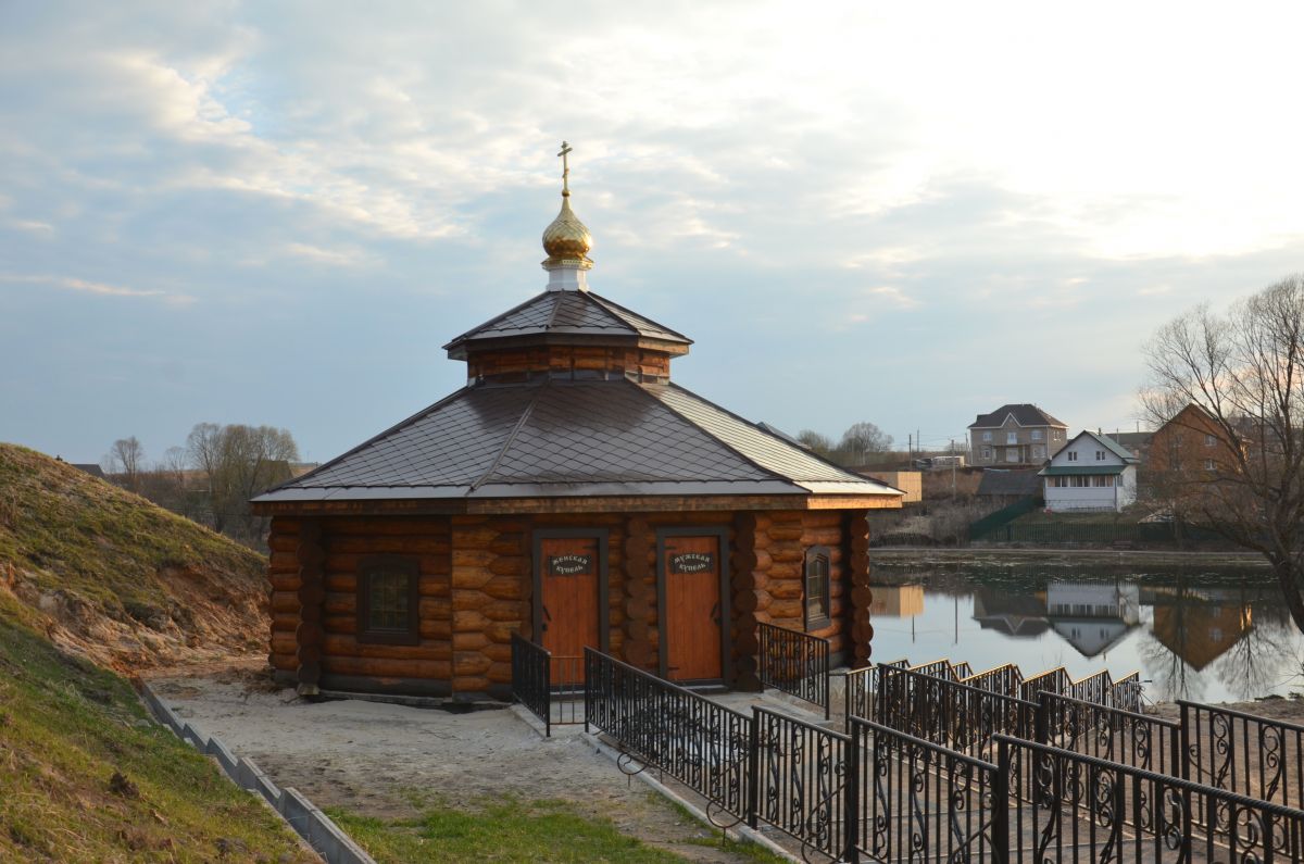 Часовня Собора святых в Оптиной пустыни просиявших, Губино (Козельский район, Калужская область). фасады