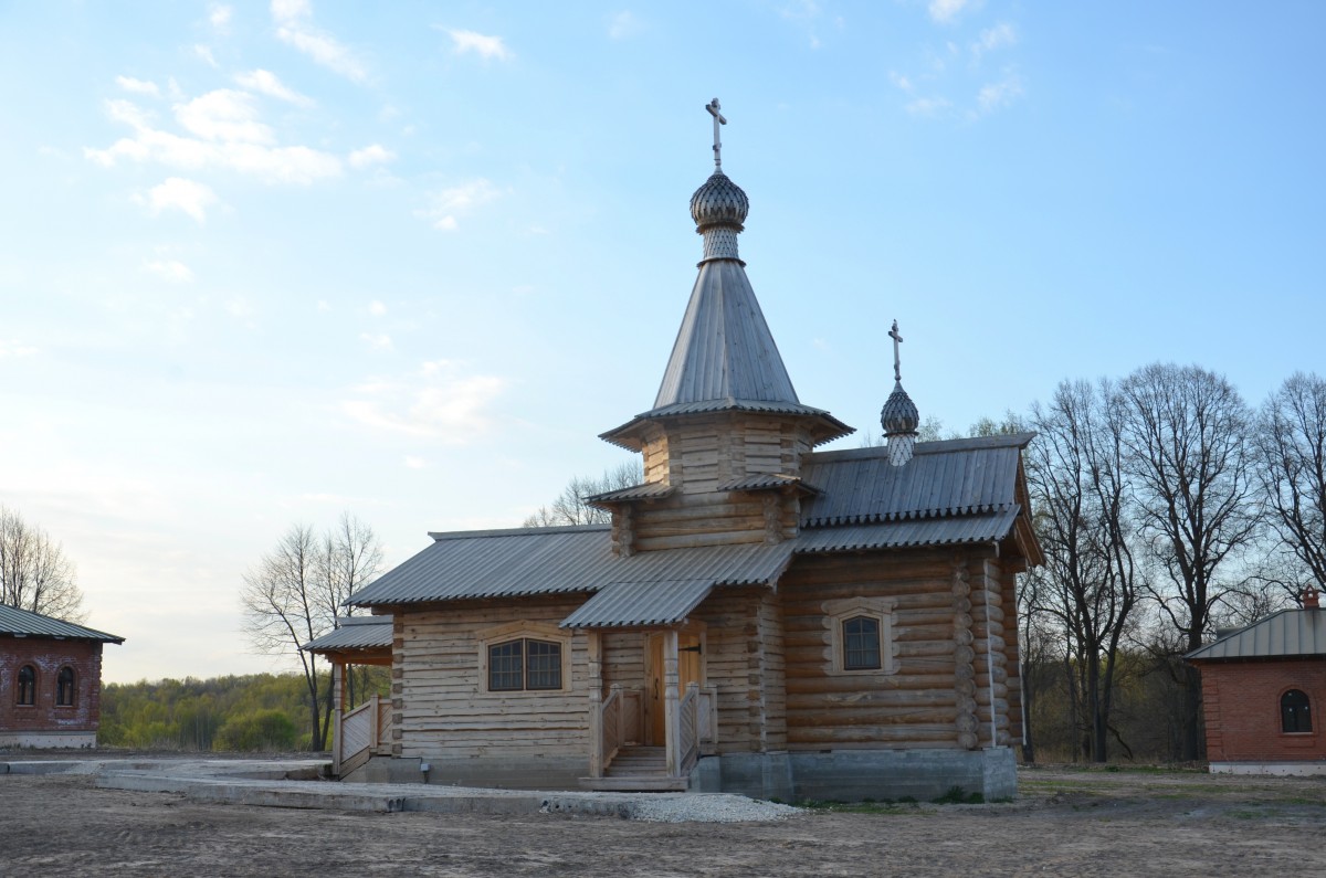 Церковь Преображения Господня, Меренищи, урочище (Козельский район, Калужская область). фасады