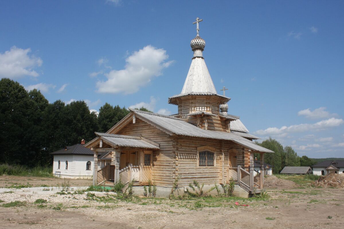 Церковь Преображения Господня, Меренищи, урочище (Козельский район, Калужская область). фасады