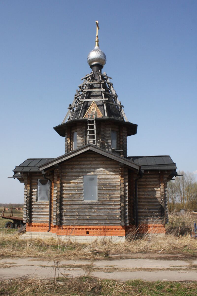Неизвестная часовня, Дешовки (Козельский район, Калужская область). фасады