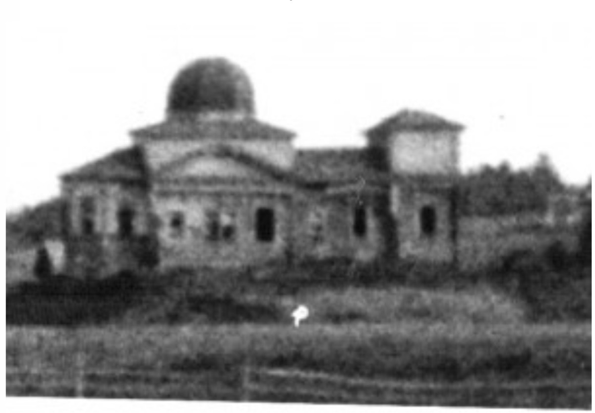 Церковь Петра и Павла, Кускун (Манский район, Красноярский край). архивная фотография, Здание бывшего храма https://drevo-info.ru/pictures/9822.html