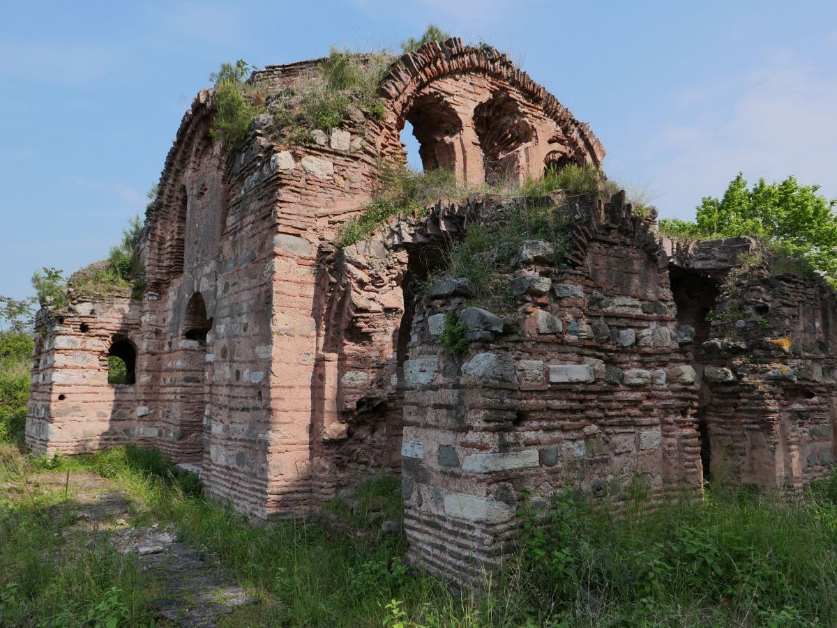 Монастырь Аверкия Иерапольского, Куршунлу (Бурса, Турция). фасады, Западный и Северный фасады
