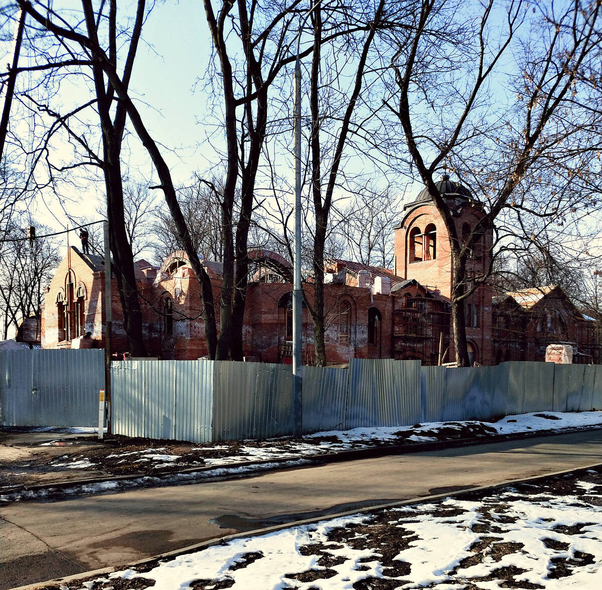 Церковь Феодора Ушакова (строящаяся), Левобережный (Северный административный округ (САО), г. Москва). документальные фотографии