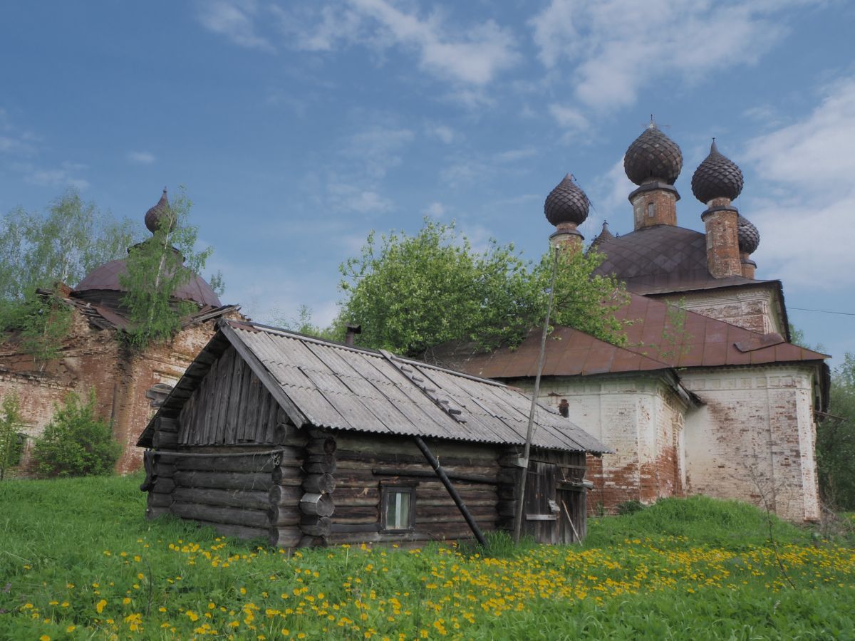 Богослов. Храмовый комплекс. Церкви Благовещения Пресвятой Богородицы и Иоанна Богослова. фасады