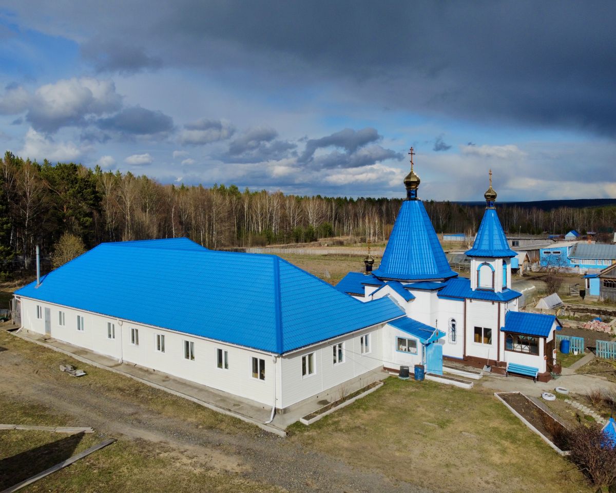 Церковь Покрова Пресвятой Богородицы, Покровка (Емельяновский район, Красноярский край). фасады, Вид с запада