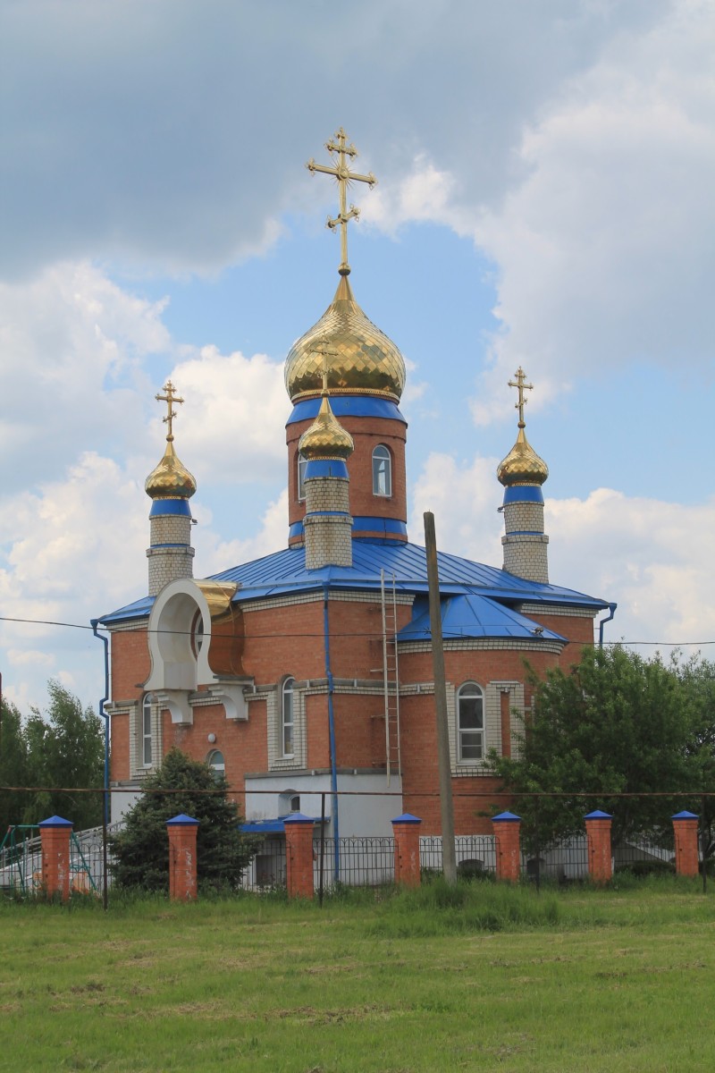 Церковь Владимира равноапостольного, Радуга (Новоалександровский район, Ставропольский край). фасады