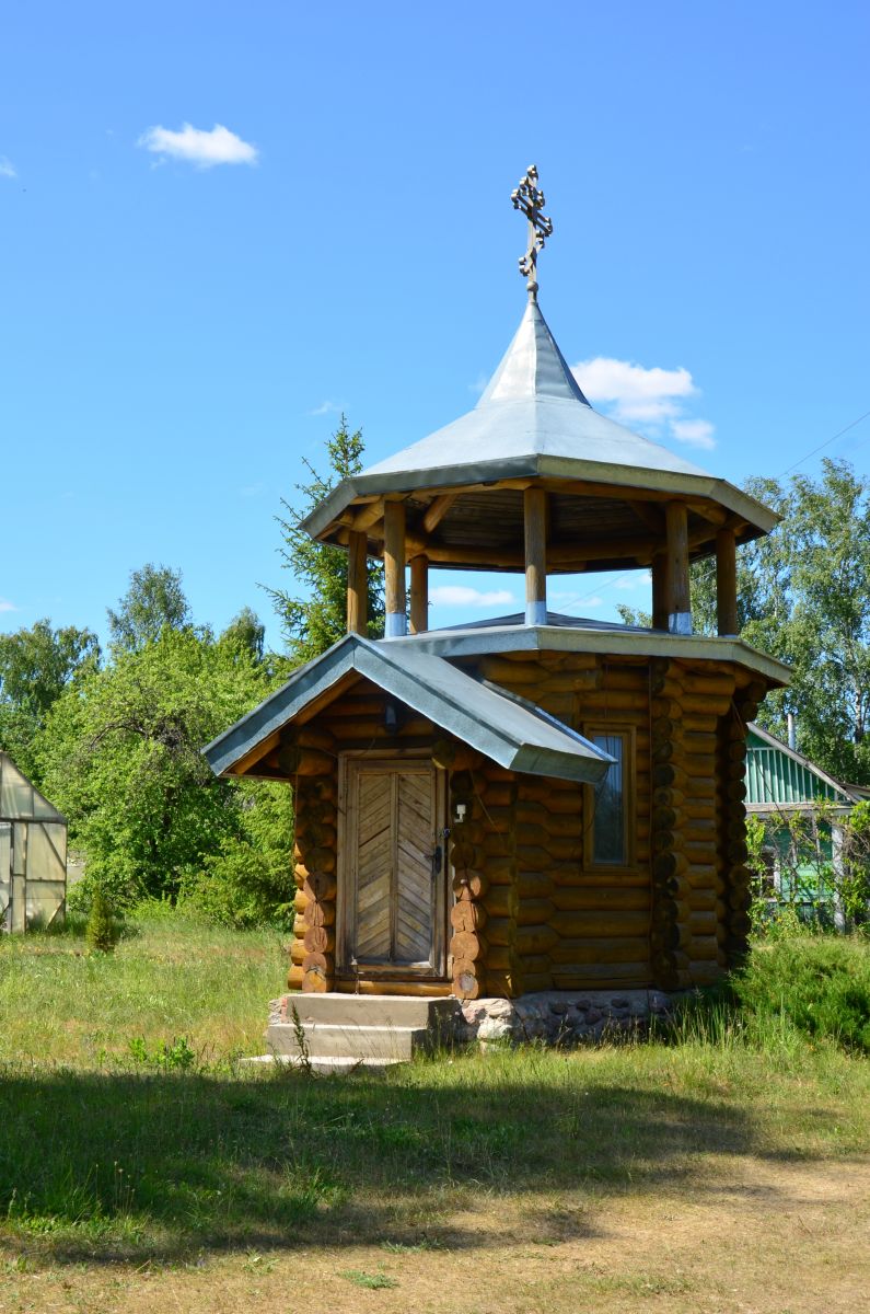 Часовня Покрова Пресвятой Богородицы, Усть-Долыссы (Невельский район, Псковская область). фасады