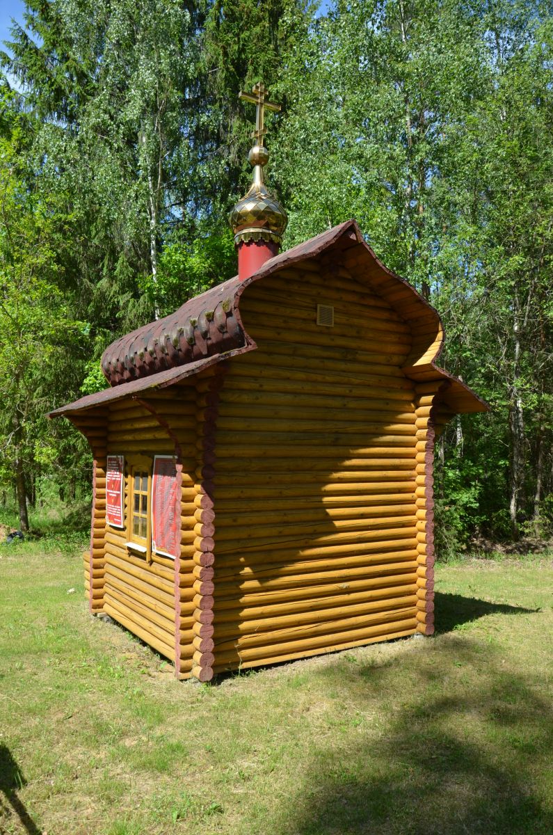 Часовня Николая Чудотворца, Челновая (Ярцевский район, Смоленская область). фасады