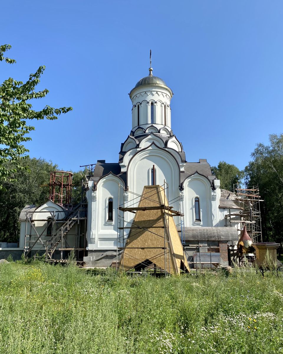 Церковь Николая, царя-мученика, Новосибирск (Новосибирск, город, Новосибирская область). документальные фотографии, Вид с юга