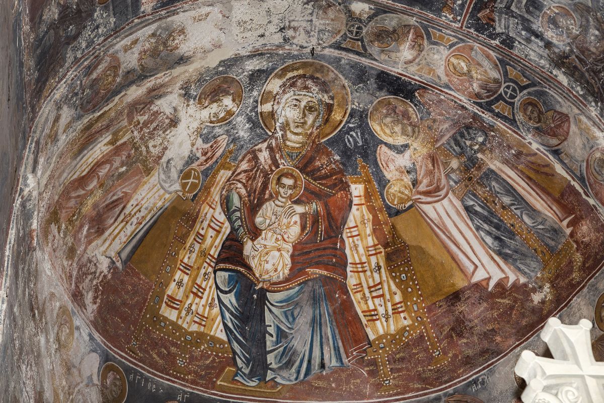 Хобский Успенский мужской монастырь. Церковь Успения Пресвятой Богородицы, Ноджихеви (Самегрело и Земо-Сванети, Грузия). интерьер и убранство