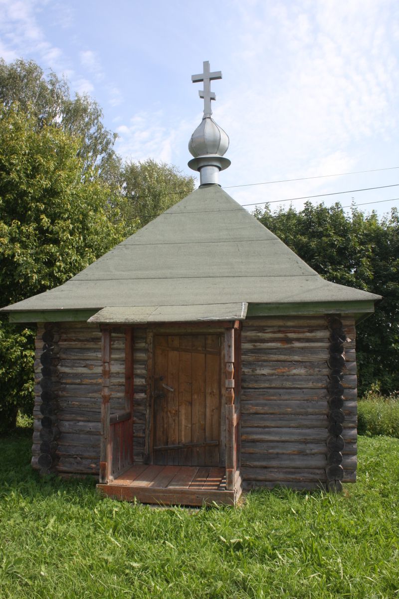 Неизвестная часовня, Ивановское (Череповецкий район, Вологодская область). фасады