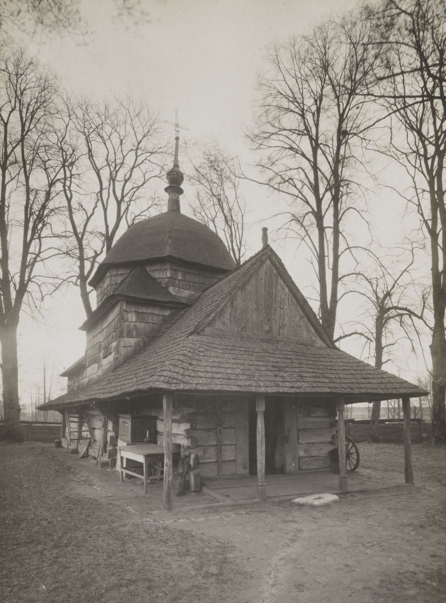 Росновка. Церковь Покрова Пресвятой Богородицы. архивная фотография, Фото 1912 г. с сайта Польской национальной библиотекиhttps://polona.pl/item/widok-ogolny-drewnianej-cerkwi-w-wolce-rosnowskiej,MTIxNzMxMzg0/0/#info:metadata